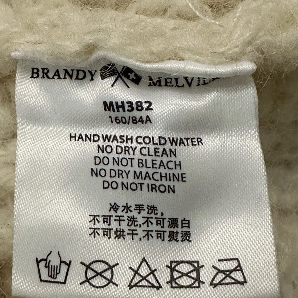 Brandy Melville Wool Chunky Sweater Cardigan. Cream/Ivory. Size: Medium - Picture 8 of 9